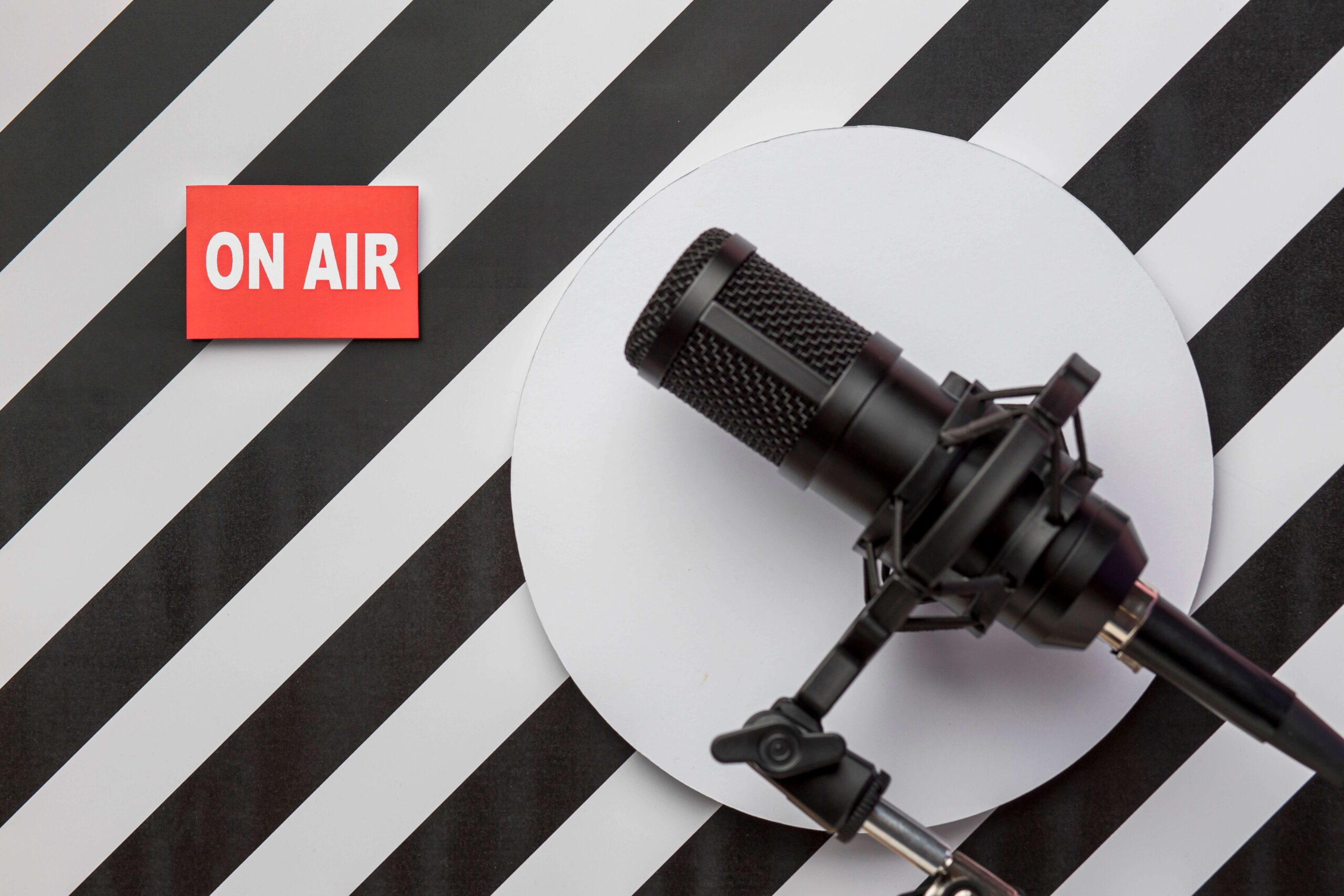 air-live-radio-streaming-banner-mic(1)